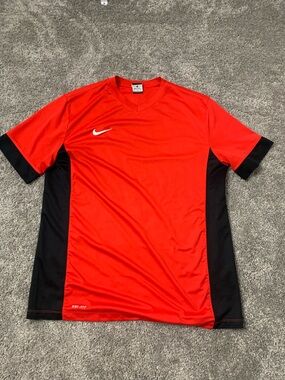 Men’s Y2K Soccer Jersey Red and Black Performance Soccer Shirt size XL